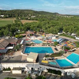 Mobil home climatisé 6pers 3CH camping domaine de Chaussy 4étoiles Ardèche, hótel í Lagorce