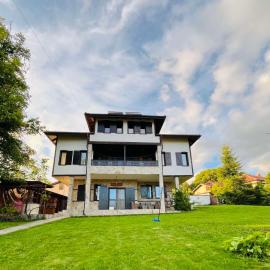 Вила Нибела, hotel in Elechanova