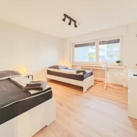 Home4Now BM02 Monteursunterkunft in Bergheim I 2 Schlafzimmer für 5 Personen I Küche I SmartTV I WiFi I Parkplatz