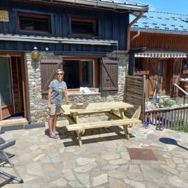 Chalet de montagne au cœur de Doucy, hotel u gradu Doucy