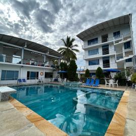 Tropical Resort Tocaima, отель в городе Токайма