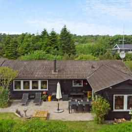 Awesome Home In Gedser With Wifi, hotel sa Gedser