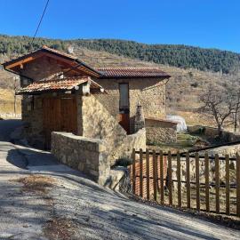 Cal Cumell, Allotjament turístic，位于Aransá的酒店