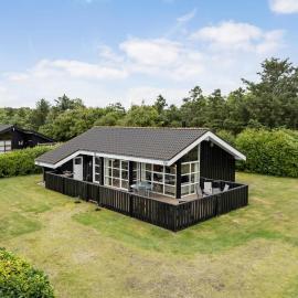 Amazing Home In Tarm With Wifi, hotel a Tarm