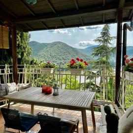 Villa bianca, hotel din Piediluco