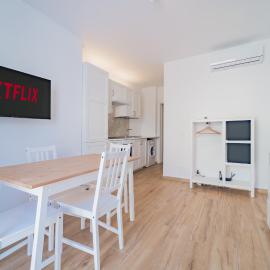 Appartamenti Solaris - Goelba, hotel in Marina di Campo