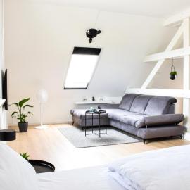 stycoz - Modernes Loft - 60 m2 - Küche - Parken – hotel w mieście Starnberg