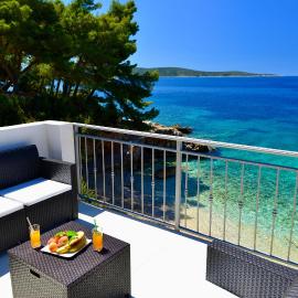 Apartments Petarcica Beach, hotel in Zavala