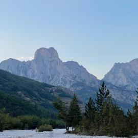 Viesnīca Bujtina Aroma E Malit pilsētā Valbone