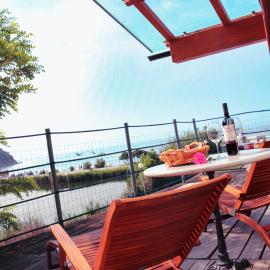 Beachfront Oasis Fiesa - 20m to Sea, Terrace & Parking
