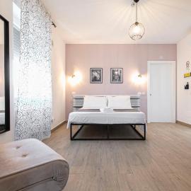 DOMINA Guest House, hotel in Fiumicino
