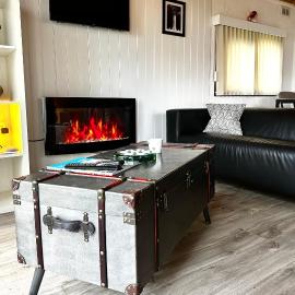 Lodge Cabin with Fabulous Views - Farm Holiday, hotel in Stranraer