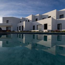 El Mar Naxos, hotel u gradu 'Naksos'