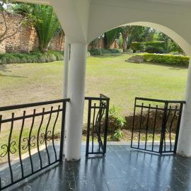 Maasai Villa Backpackers Home, hotel u gradu Fort Portal