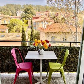 St Tropez T2 central