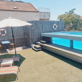 Private Swimming Pool ! דירת סטודיו קטנה עם בריכה פרטית