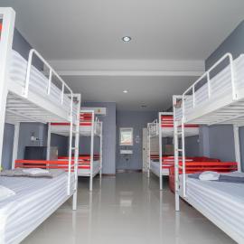 Street Zone Home stay by Little Paradise, hotel in Haad Rin