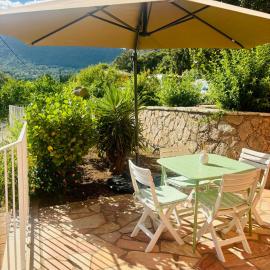 Appartement Calme entre mer, montagne et rivière, hotel Concában