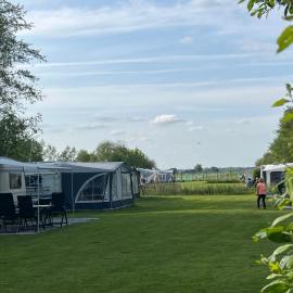 CAMPING PITCH with electricity bring you're OWN CARAVAN OR TENT, Hotel in Ruinerwold