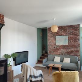 La maison des voyageurs avec grand parking privé -calme et sérénité, khách sạn ở Chevincourt