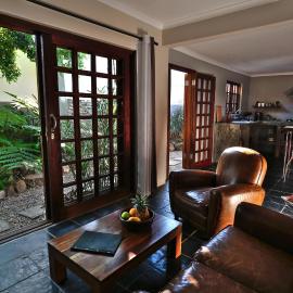 Villa La Mercy Guest Suite, No load shedding or water outages, hotel i La Mercy