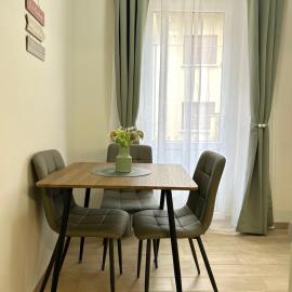Timco apartment with balcony and air-conditioner