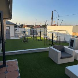 801 Guesthouse, hotel i Springs
