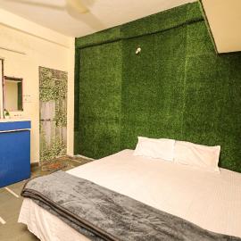 Rai Guest House โรงแรมในอุจเจน