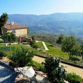 Ardèche, Gîtes la côte des Buis, avec piscine intérieure, Jacuzzi, vallée du Doux
