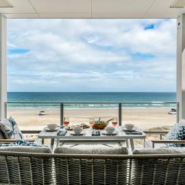 The Esplanade - Luxuriously Styled New 3 Bed Apt