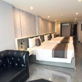 LION 9 HOTEL