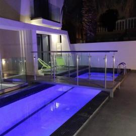 AquaLux Apartment