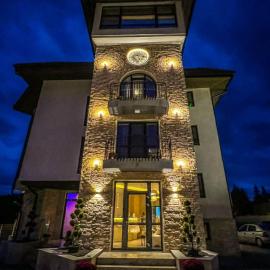 Pino - Villa, Casa, Cucina е Terrazza โรงแรมในอัลเบนา