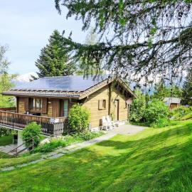 Chalet Chalet Larix by Interhome, hotel in Bürchen