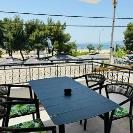 SeaViewApartment