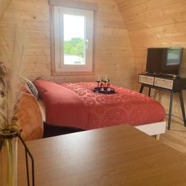 Coedydd - Woods, hotel in Bridgend