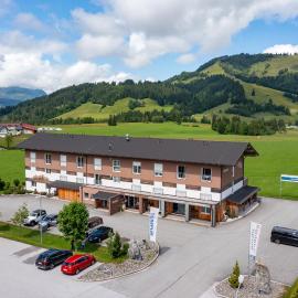 Fairhotel Hochfilzen B&B, hotel u gradu 'Hochfilzen'