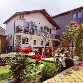 Casa Georgeta 2 Mai-Punct Gastronomic Local-AROME DOBROGENE, hotell i 2 Mai