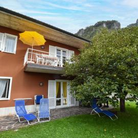 Apartment Villa Laura-3 by Interhome、Vestaのホテル