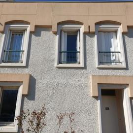 Maison de ville 102m2 3 chambres、モンティニー・ル・ブルトンヌーのホテル
