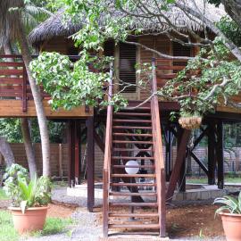 Insolite Ara Wakan / Ma cabane, hotel u gradu 'Pointe-Noire'