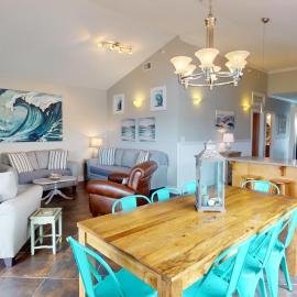 Oceanview A by Tybee Vacation Rentals, hotel in Tybee Island