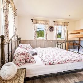Holiday Home U sjezdovky by Interhome, hotel in Smržovka