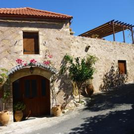 Charmante maison crétoise à Embrosneros