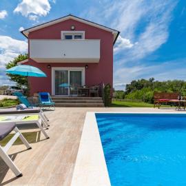 Holiday Home Villa May by Interhome