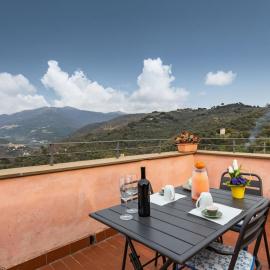 Apartment Lorenzo by Interhome, hotel v destinaci Civezza