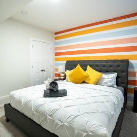 Warm getaway Perfect for 4, hotel en Edmonton