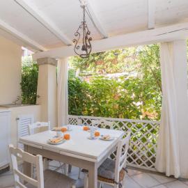 Apartment Peonia by Interhome, Hotel in Casa Tamponi