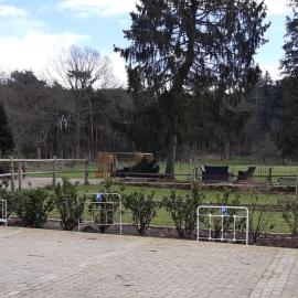 B&B Bourgondisch Lomm، فندق في Lomm