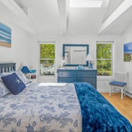 Bright and Cozy with Patio Grill and near the Beach and Golf, hotel u gradu 'Brewster'